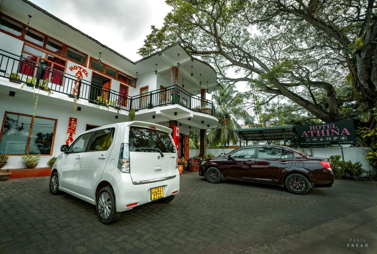 Hotel Athina & Restaurant Chilaw Bagian luar foto