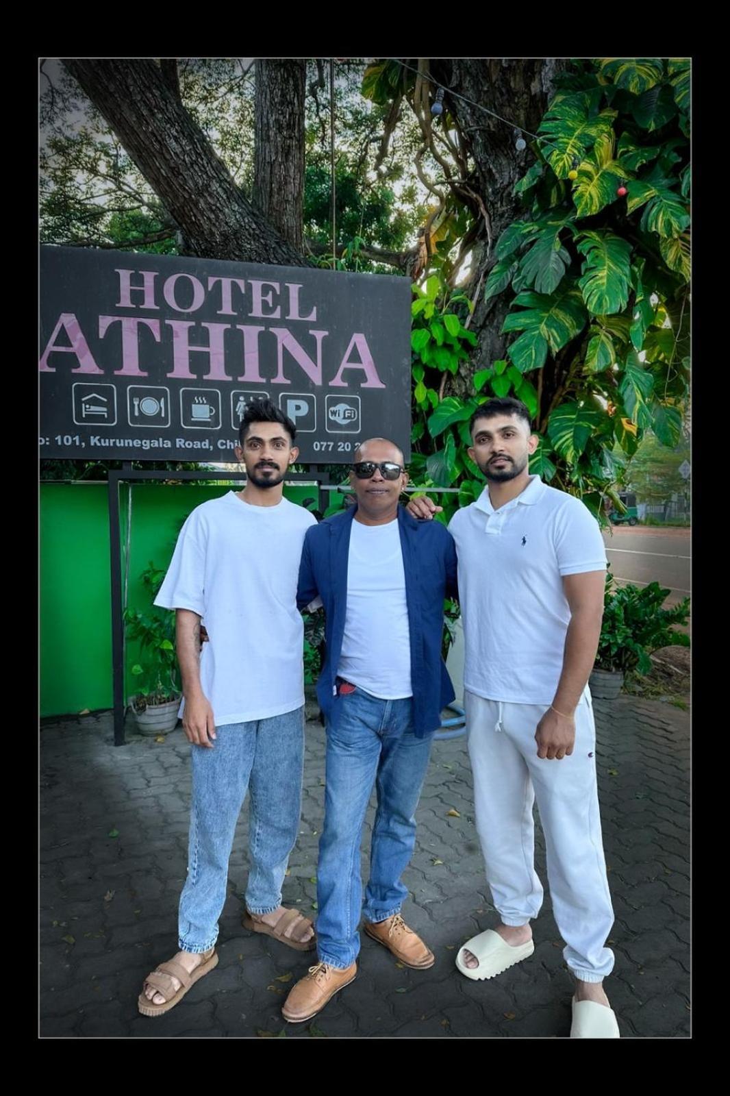 Hotel Athina & Restaurant Chilaw Bagian luar foto